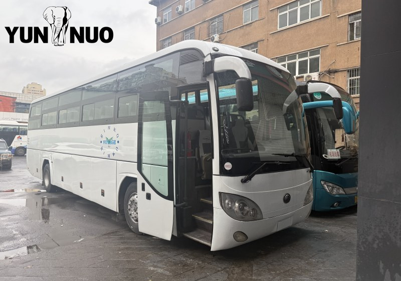 Bus d'occasion remis à neuf