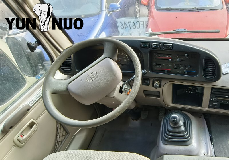 Autobus Toyota Coaster 08 d'occasion