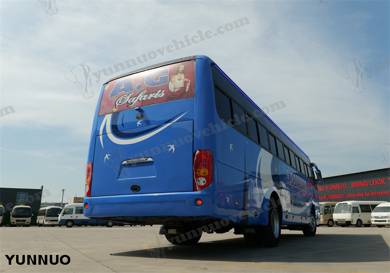 Bus Yutong aux spécifications africaines ZK6102D