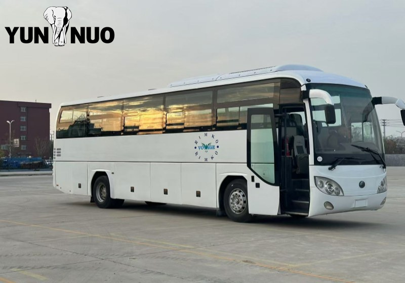 Bus d'occasion remis à neuf