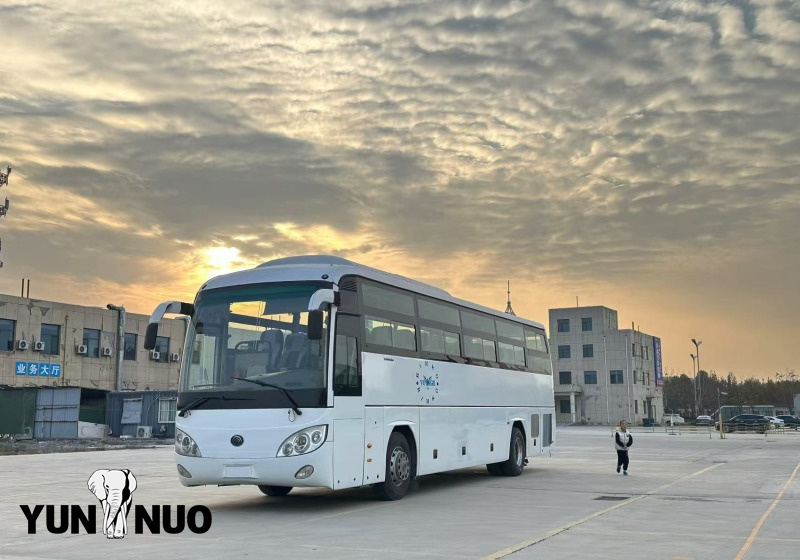 La remise à neuf de nos véhicules est terminée puis inspectée sur la plus grande ligne d'inspection de la province du Shandong pour garantir la qualité.