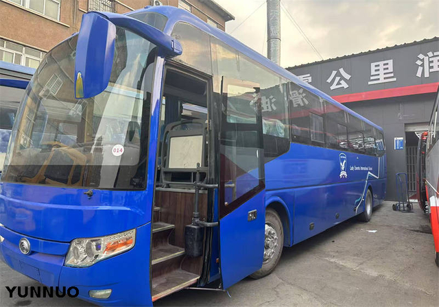 YUTONG BUS DROIT DRIND 55 sièges