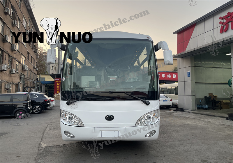 Shandong Yunnuo ach&egrave;ve la r&eacute;novation du Yutong ZK6120HY19