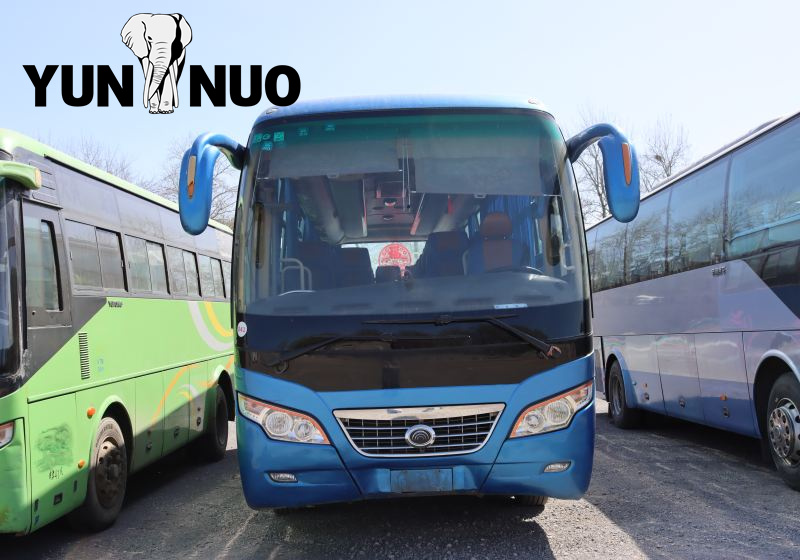 YUTONG UTILISÉ BUS ZK6892D1 41