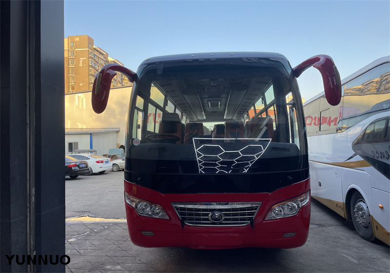 Yutong ZK6932D (moteur avant)