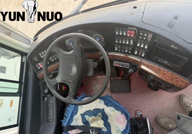Yutong a utilisé l'autobus 6127HOC9 29