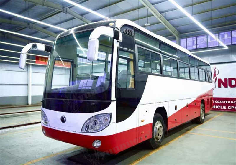 Autocar Yutong ZK5170 remis &agrave; neuf pour les clients guin&eacute;ens