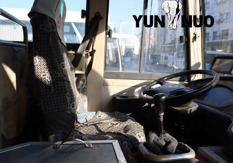 YUTong a utilisé le bus 6892d 23