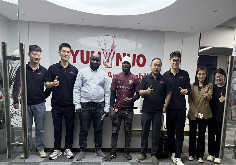 Les clients du Burkina Faso ont visité notre entreprise