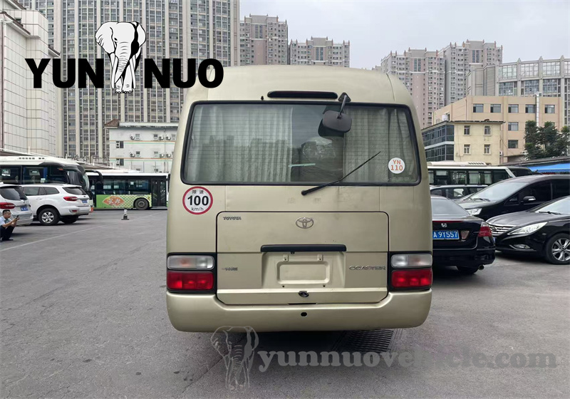 Le Toyota Coaster pour le client du CRD Congo a &eacute;t&eacute; enti&egrave;rement r&eacute;nov&eacute;