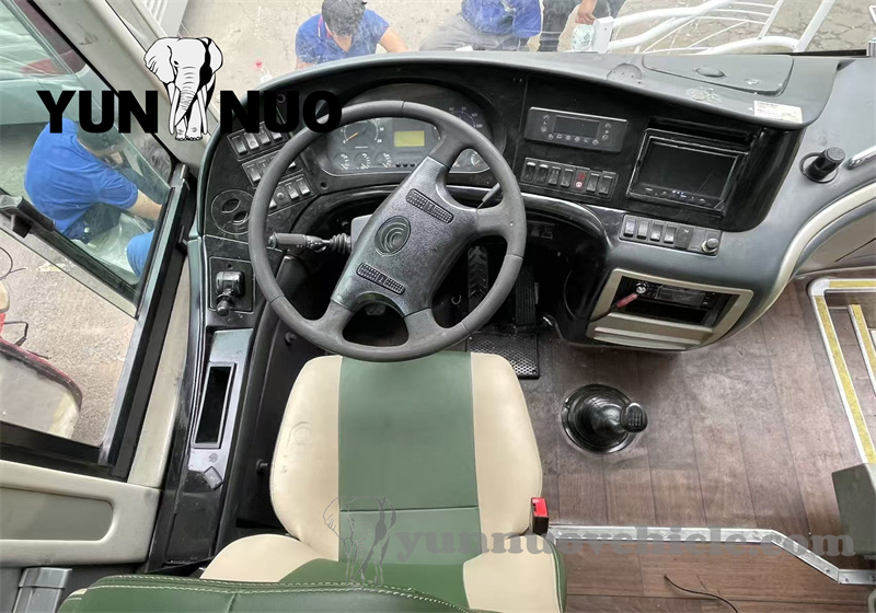 Les bus Yutong personnalis&eacute;s pour le client malien ont &eacute;t&eacute; r&eacute;nov&eacute;s