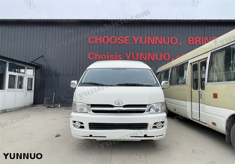 Modèle Toyota hiace (2TR)