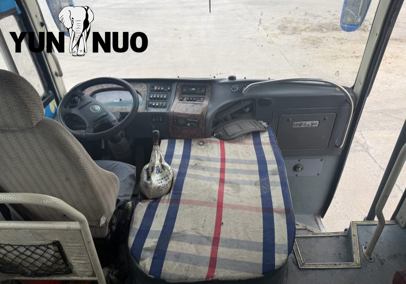 Yutong a utilisé l'autobus ZK6932D 25