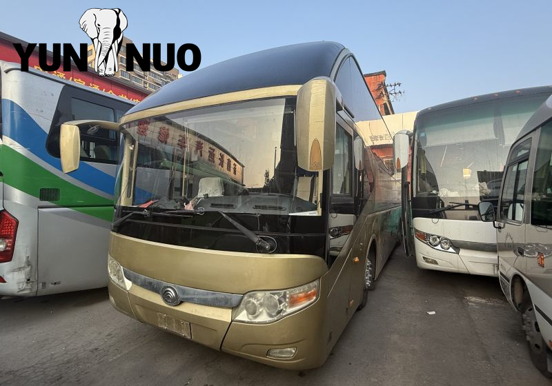 Yutong a utilisé l'autobus 6127H19 15