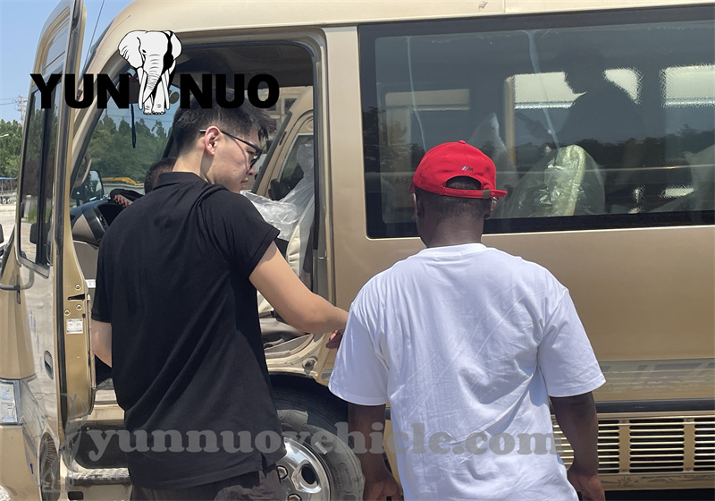 Client ghan&eacute;en