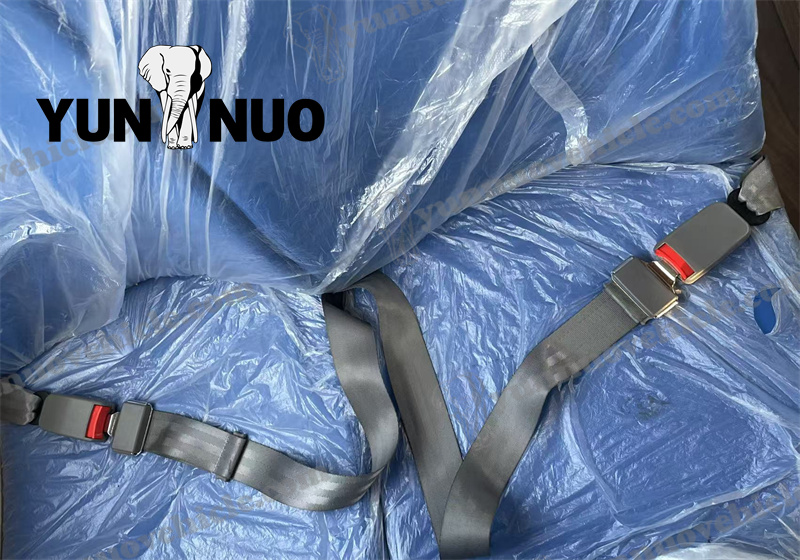 Le bus Yutong &agrave; destination du Zimbabwe est pr&ecirc;t &agrave; appareiller.副本