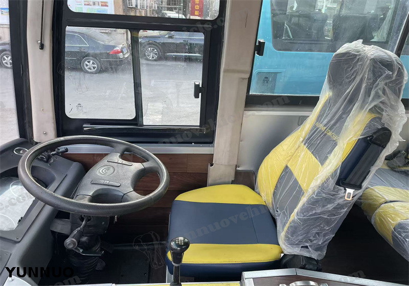  Modèle : Yutong ZK 6112D