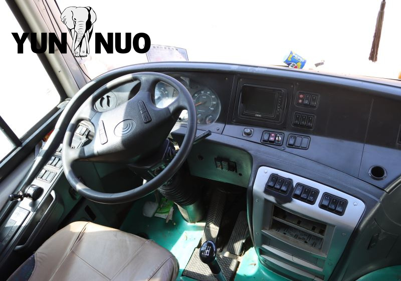 YUTONG UTILISÉ BUS ZK6127HB9 59