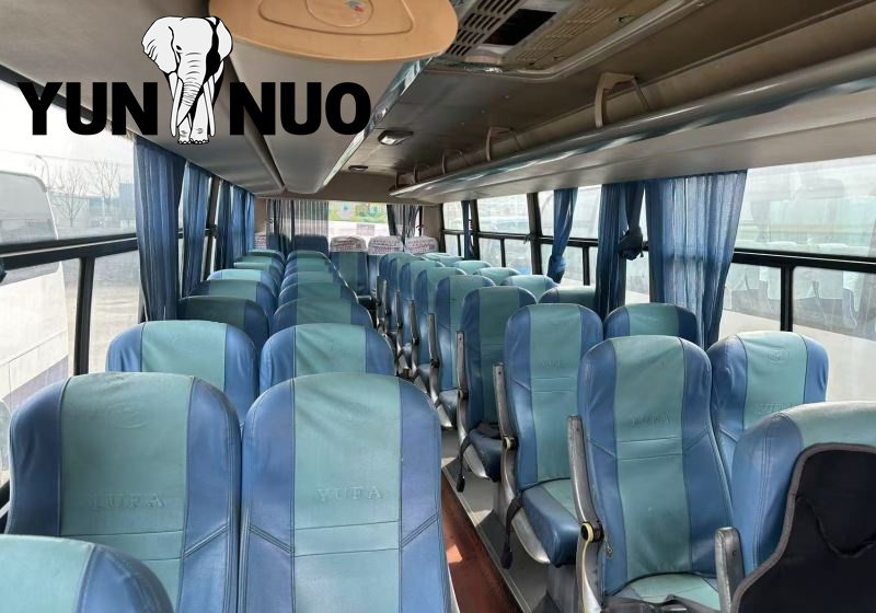 Yutong a utilisé le bus zk6932d
