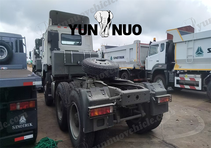 Le Sinotruk command&eacute; par le client angolais est arriv&eacute; au port