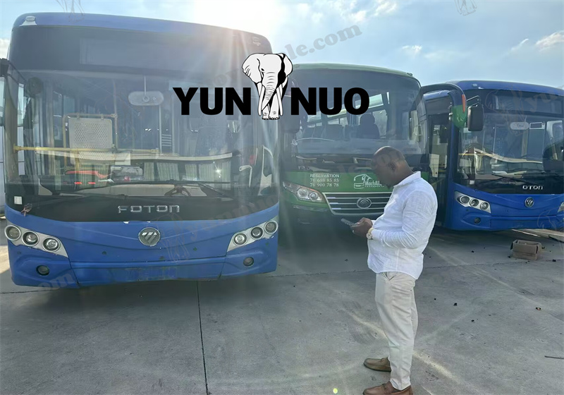 Un client burkinab&eacute; a command&eacute; deux bus &agrave; moteur 3TR